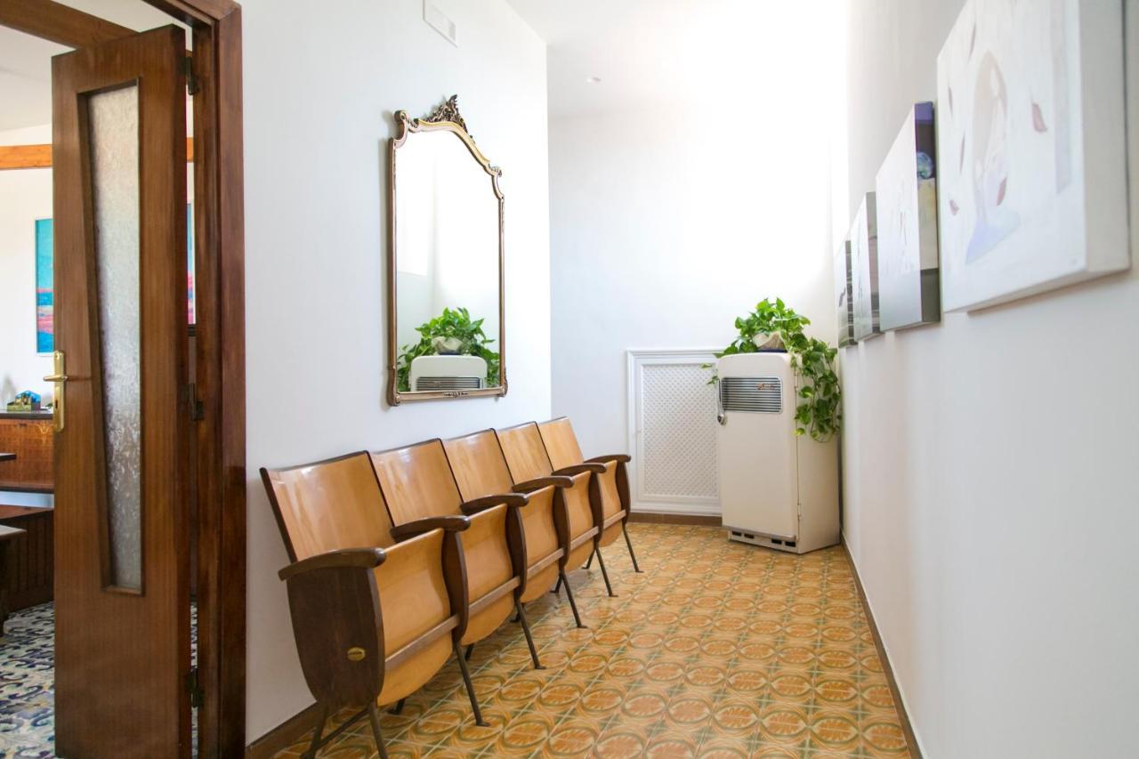 A Casa Di Nina Guest House Naples Luaran gambar